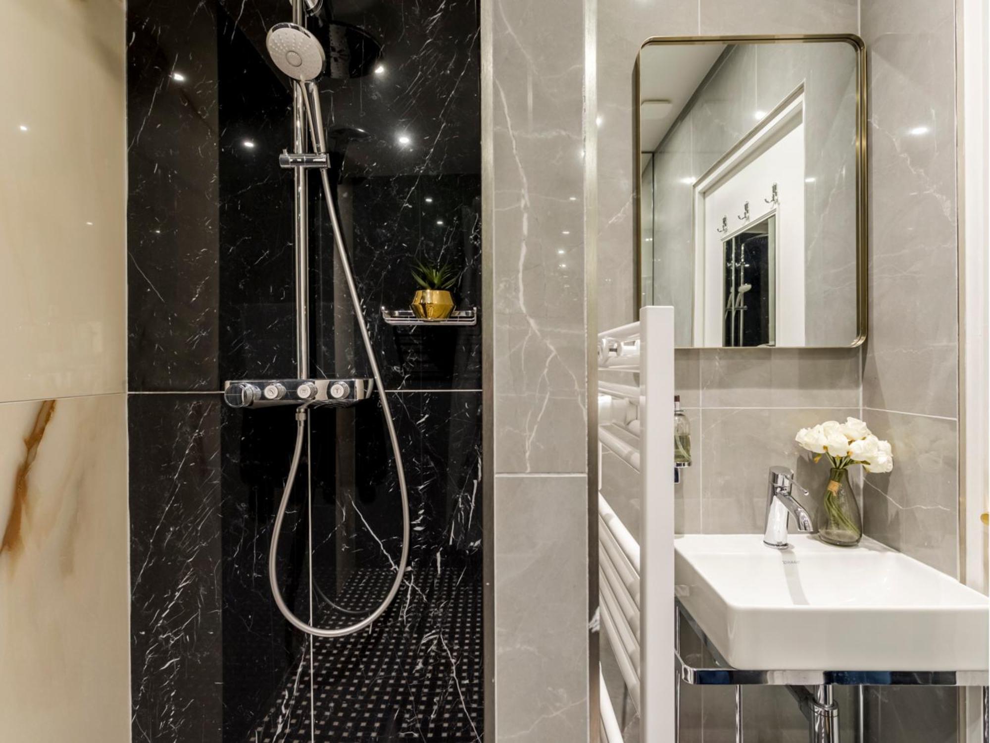 Merveil - Luxury Suite -Champselysees- Florentin I Paris Ngoại thất bức ảnh